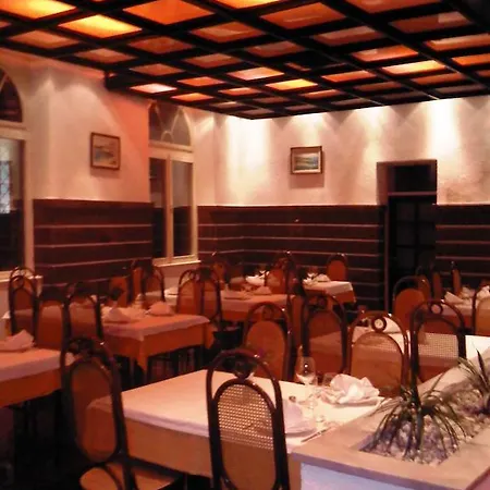 Tamaris Hotel 2*