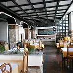 Tamaris Hotel 2*