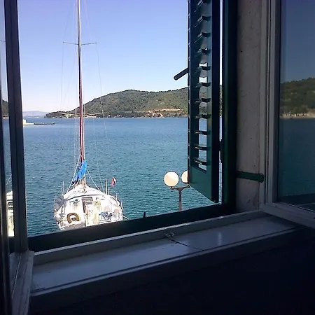 Tamaris Hotel Vis